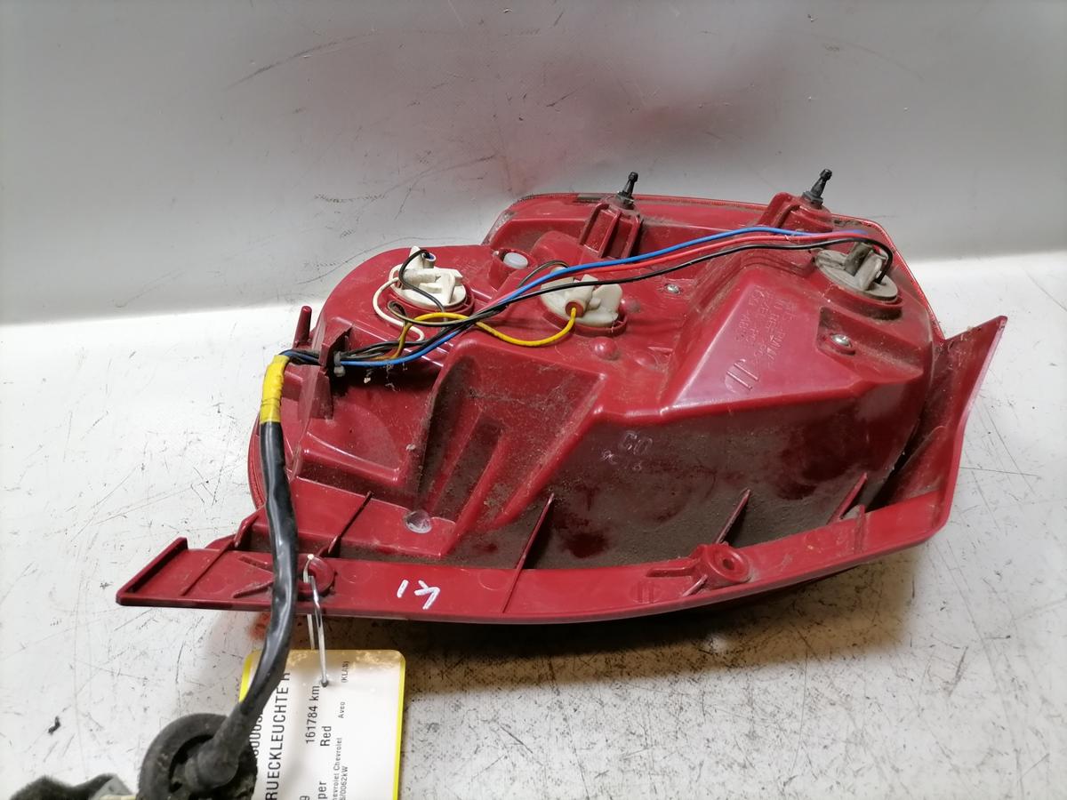 Chevrolet Aveo original R&uuml;cklicht R&uuml;ckleuchte Heckleuchte rechts rot wei&szlig; BJ09